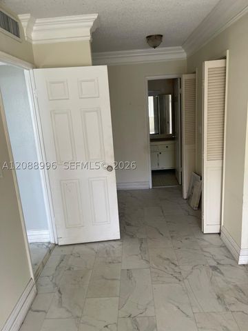 4200 Hillcrest Dr 401, Hollywood, FL 33021