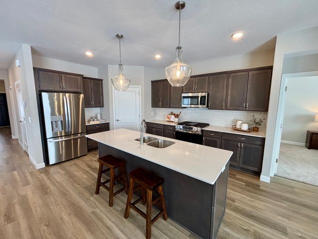 330 Emmy Lane, Hanover, MN 55341