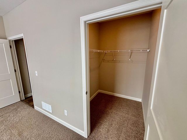 330 Emmy Lane, Hanover, MN 55341