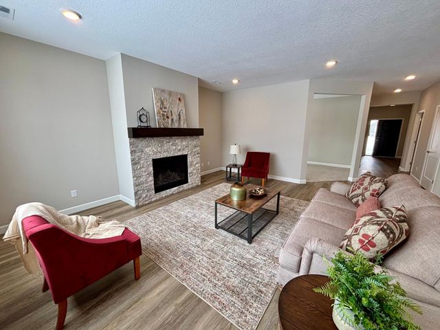 330 Emmy Lane, Hanover, MN 55341