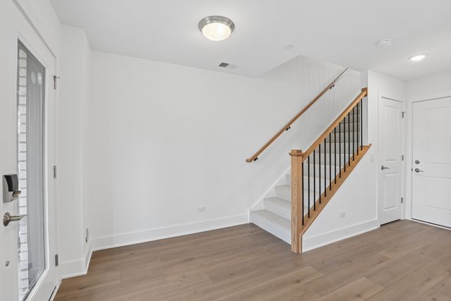 6318 Lexington Street, Morton Grove, IL 60053