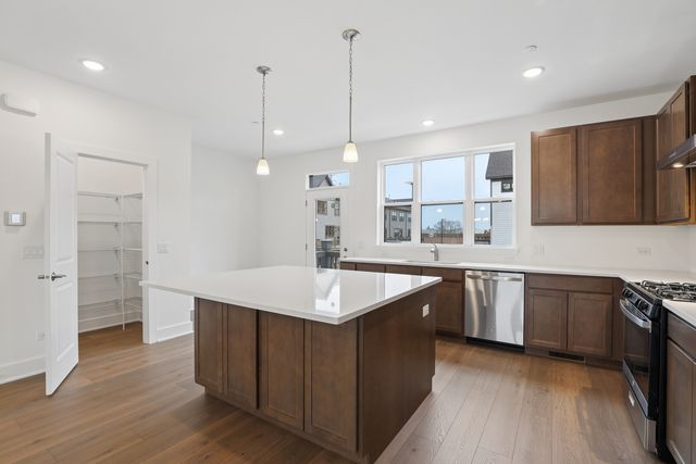 6318 Lexington Street, Morton Grove, IL 60053