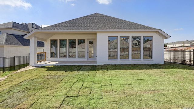 217 Hidalgo, Boerne, TX 78006