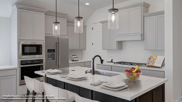 217 Hidalgo, Boerne, TX 78006