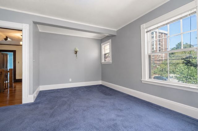 48 Auburn Street 48, Brookline, MA 02446