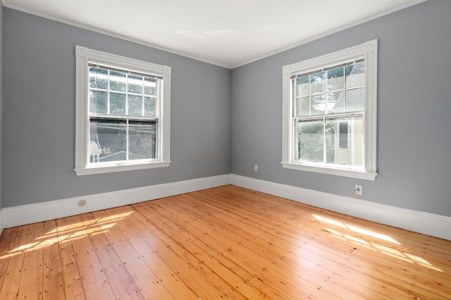48 Auburn Street 48, Brookline, MA 02446