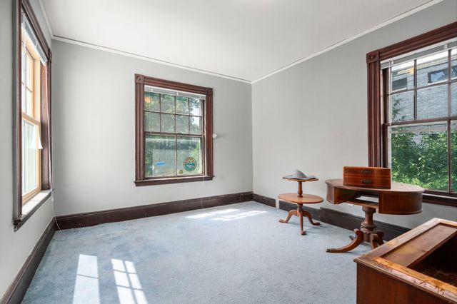 48 Auburn Street 48, Brookline, MA 02446