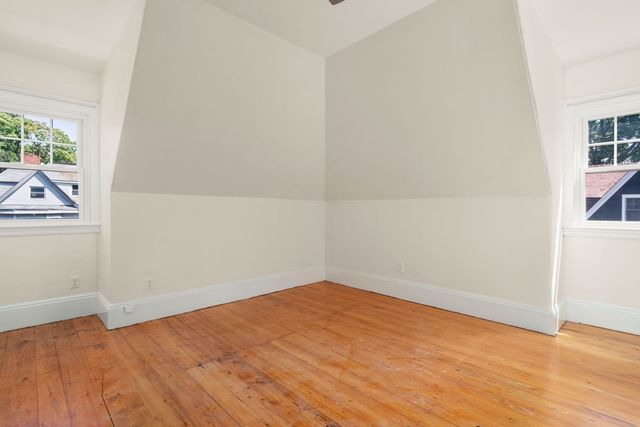 48 Auburn Street 48, Brookline, MA 02446