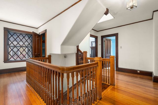 48 Auburn Street 48, Brookline, MA 02446