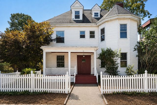 48 Auburn Street 48, Brookline, MA 02446