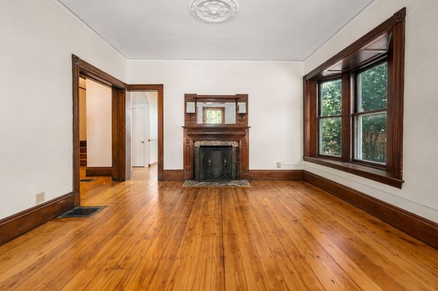 48 Auburn Street 48, Brookline, MA 02446