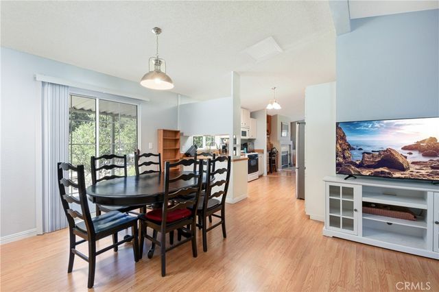 33501 Hidden Hollow, Wildomar, CA 92595