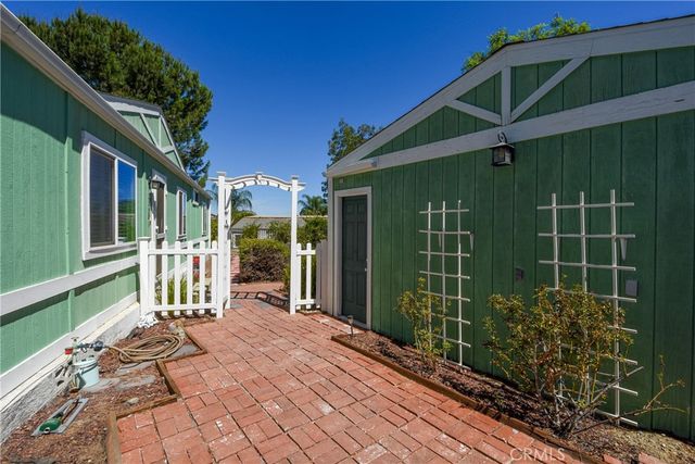 33501 Hidden Hollow, Wildomar, CA 92595