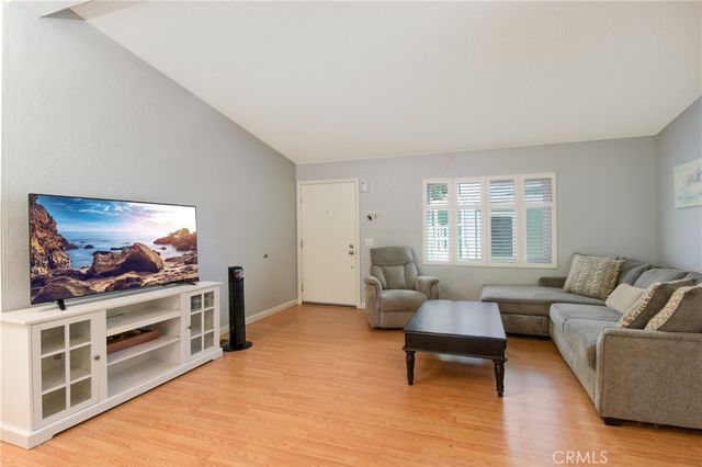 33501 Hidden Hollow, Wildomar, CA 92595
