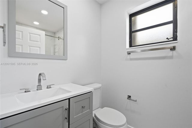 4250 W 10th Avenue 4250, Hialeah, FL 33012