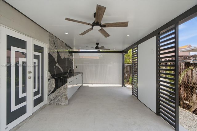 4250 W 10th Avenue 4250, Hialeah, FL 33012