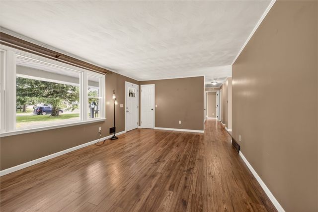 14 Terry Lane, Ogden, NY 14624