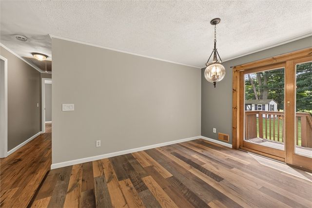 14 Terry Lane, Ogden, NY 14624