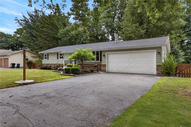 14 Terry Lane, Ogden, NY 14624