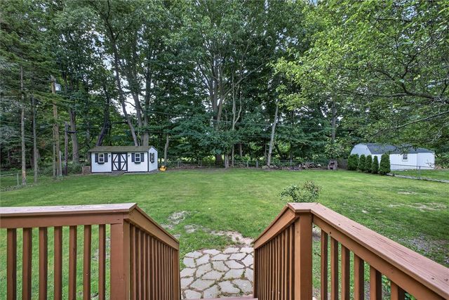 14 Terry Lane, Ogden, NY 14624