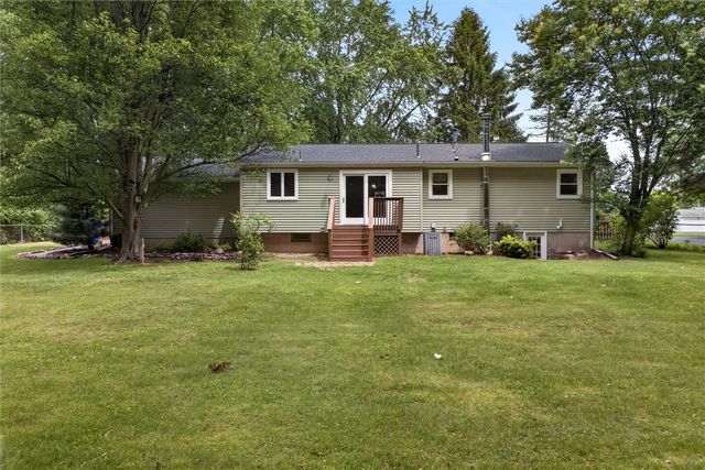 14 Terry Lane, Ogden, NY 14624