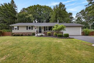 14 Terry Lane, Ogden, NY 14624