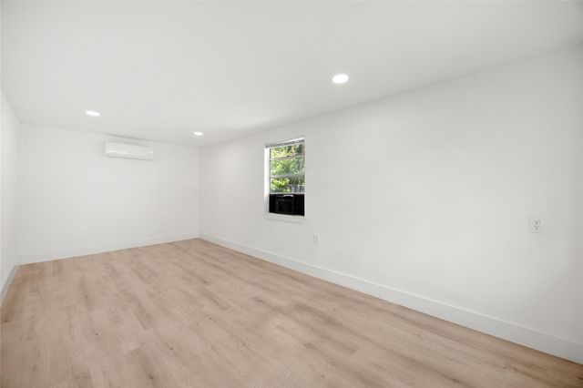 620 S Bell Street, Bellville, TX 77418