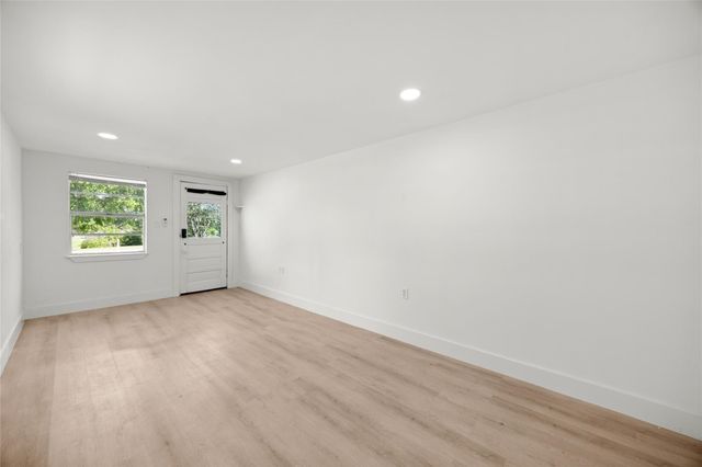 620 S Bell Street, Bellville, TX 77418