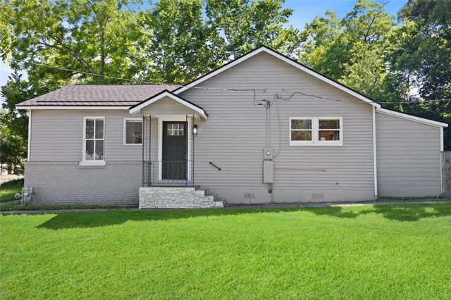 620 S Bell Street, Bellville, TX 77418