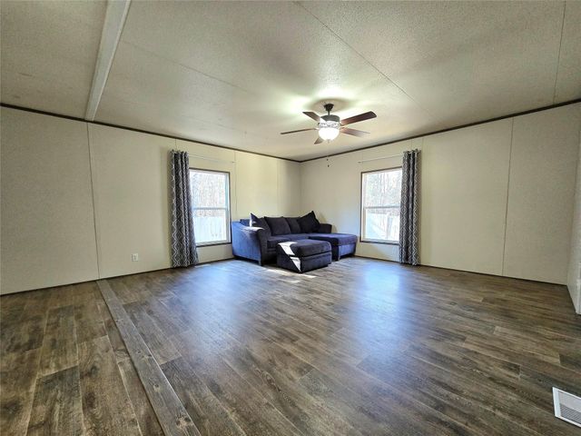 688 Vz County Road 4910, Ben Wheeler, TX 75754