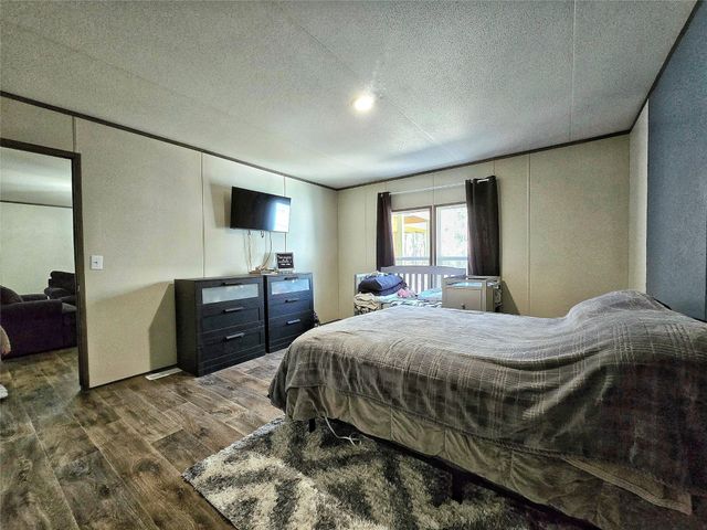 688 Vz County Road 4910, Ben Wheeler, TX 75754