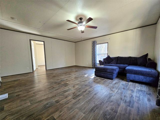 688 Vz County Road 4910, Ben Wheeler, TX 75754