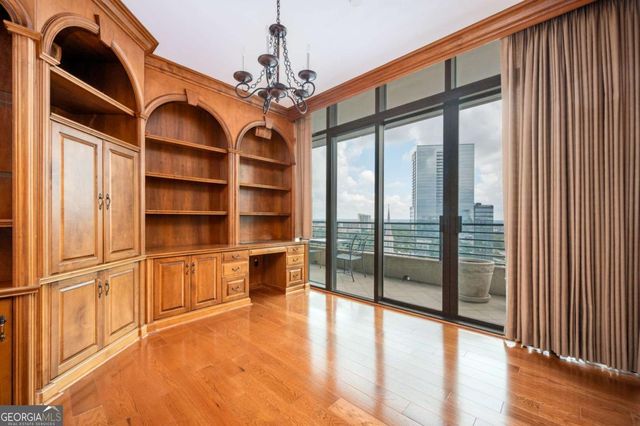750 Park Avenue NE 21E, Atlanta, GA 30326