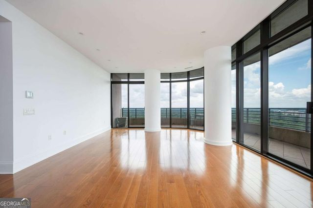 750 Park Avenue NE 21E, Atlanta, GA 30326