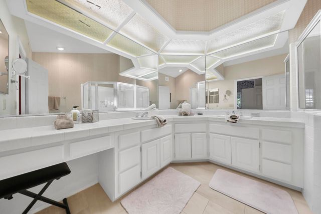 293 Bouquet Canyon Drive, Palm Desert, CA 92211