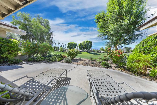 293 Bouquet Canyon Drive, Palm Desert, CA 92211