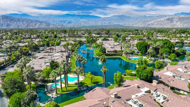 293 Bouquet Canyon Drive, Palm Desert, CA 92211