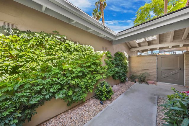 293 Bouquet Canyon Drive, Palm Desert, CA 92211