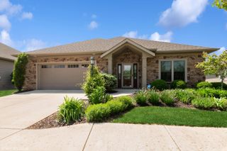 3711 Bridgewater Drive, Valparaiso, IN 46383