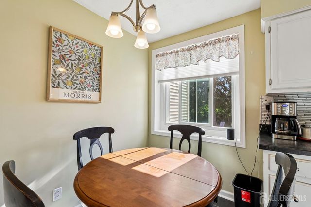 13 Highview Road, East Brunswick, NJ 08816
