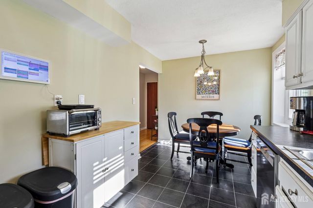 13 Highview Road, East Brunswick, NJ 08816