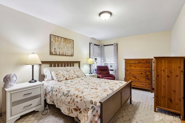 13 Highview Road, East Brunswick, NJ 08816