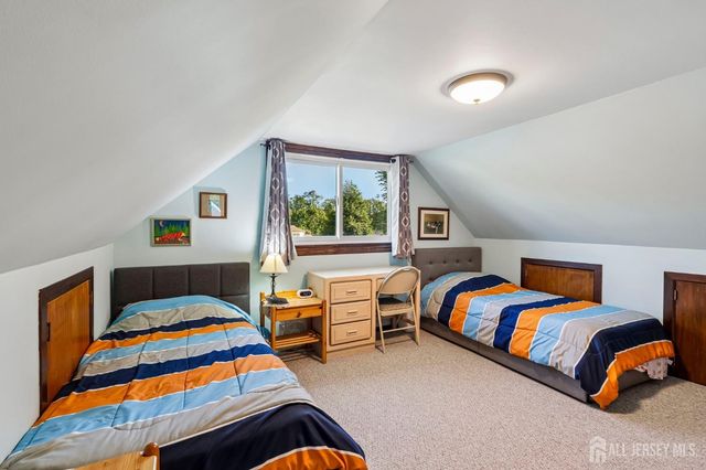 13 Highview Road, East Brunswick, NJ 08816