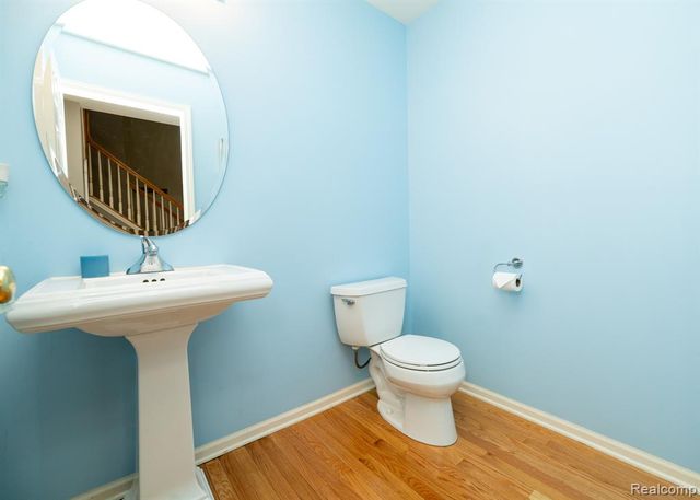 5731 Bingham Drive, Commerce Twp, MI 48382