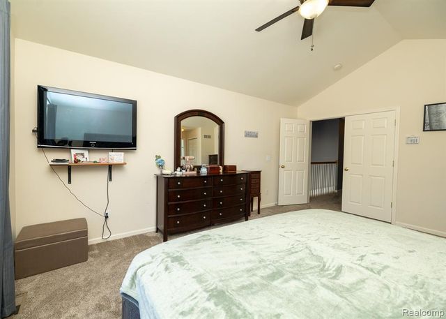 5731 Bingham Drive, Commerce Twp, MI 48382