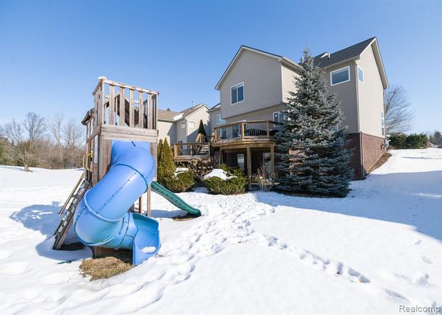 5731 Bingham Drive, Commerce Twp, MI 48382