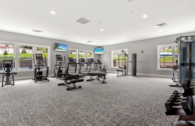 8 Peters Farm Way 106, Westborough, MA 01581