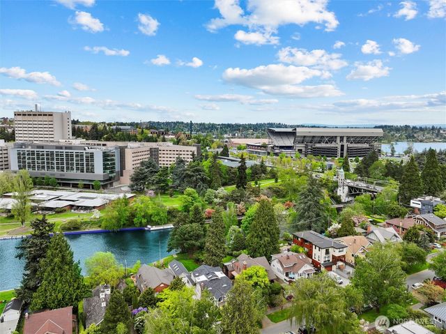 1852 E Shelby Street, Seattle, WA 98112