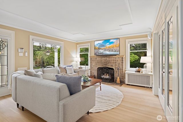 1852 E Shelby Street, Seattle, WA 98112