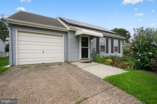 27 CHELSEA PL, Southampton, NJ 08088